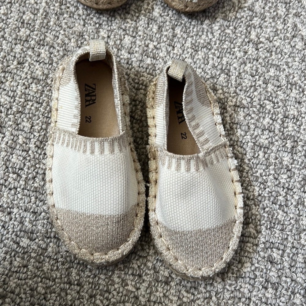 Zara Toddler Kids Espadrilles Shoes Ivory Beige Cap toe Sandals 25 8.5